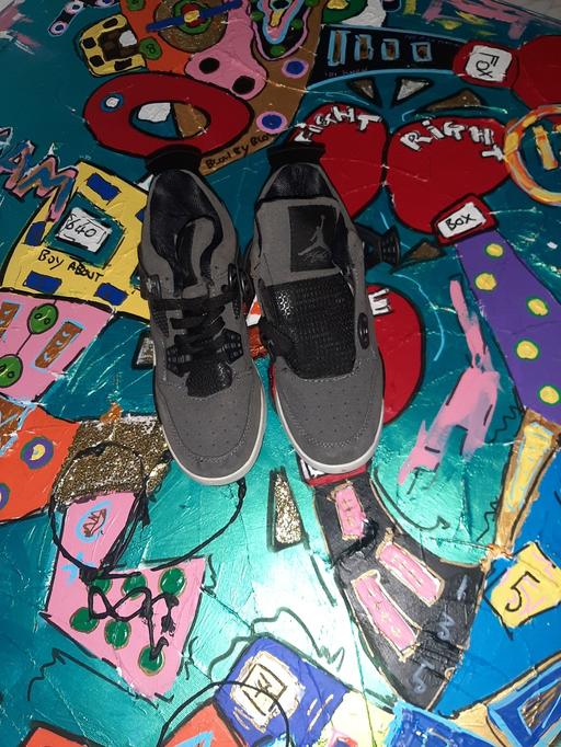 Buy & Sell All Saints East London - Photos for Nike Jordan flights girls size 6