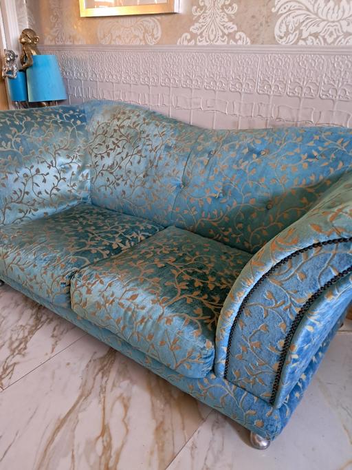 Buy & Sell Wigginton Tamworth - Photos for Unusual two seater sofa