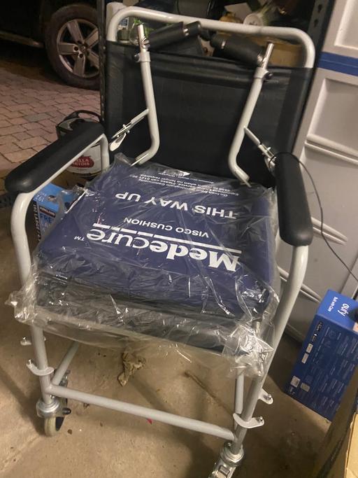 Buy & Sell Birmingham City Centre Birmingham - Photos for Brand-new commode/wheelchair