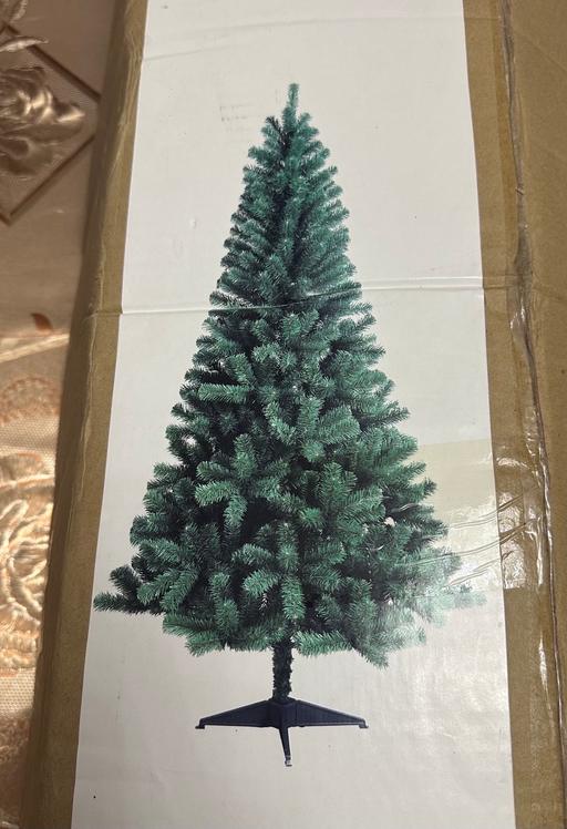 Buy & Sell Ilford Redbridge - Photos for 6ft Christmas Tree (Decorations Included)