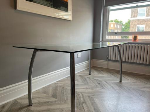 Buy & Sell Baker Street North West London - Photos for Glass & Metal Dining Table - FREE