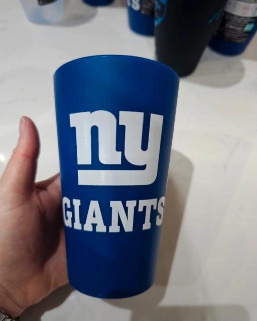 Buy & Sell Rowley Regis Sandwell - Photos for New NFL Silicone cup 16oz/pint Giants