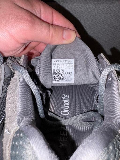 Buy & Sell Roydon Harlow - Photos for Yeezy 500 Granite size 7.5uk