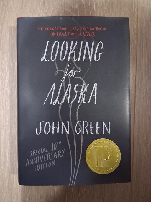 Buy & Sell Princes End Sandwell - Photos for looking for alaska book