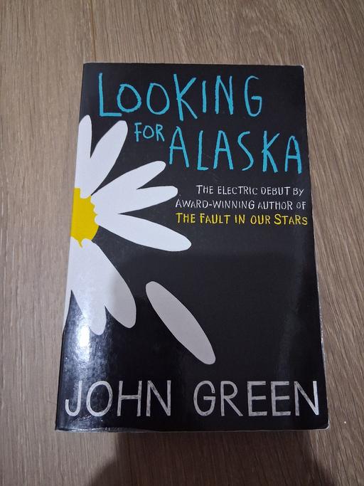 Buy & Sell Wallbrook Dudley - Photos for looking for alaska book