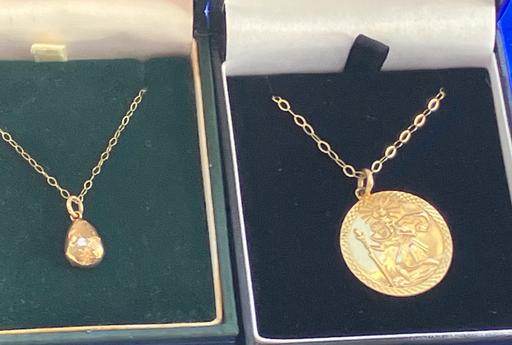 Buy & Sell Yeovil Somerset - Photos for 9ct Gold Nugget & saint Christopher necklaces