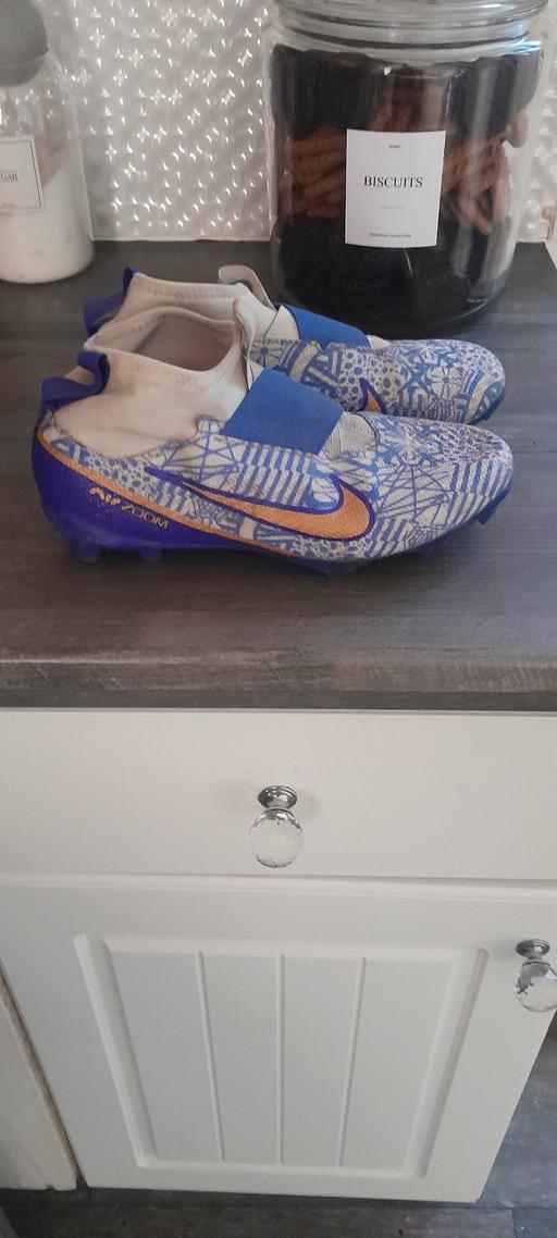 Buy & Sell Brockmoor Dudley - Photos for ronaldo football boots