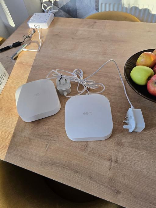 Buy & Sell Belle Vale Liverpool - Photos for 2 x eero 6 router and booster