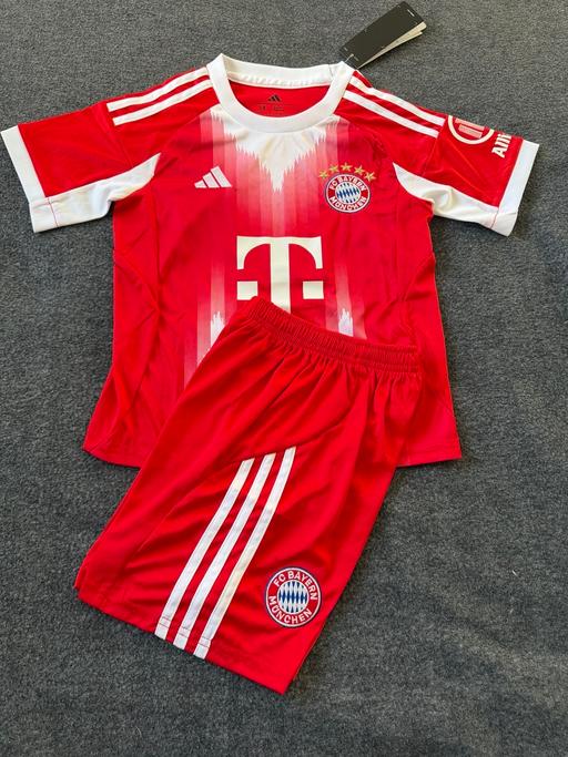 Buy & Sell Bicknacre Chelmsford - Photos for Kids football kit for Age 4