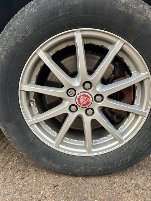 Vehicles Boughton West Northamptonshire - Photos for Jaguar wheels and tires 17” GENUINE
