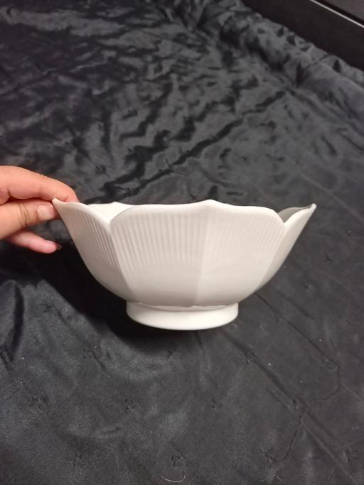 Buy & Sell Isleworth Hounslow - Photos for ceramic flower bowl