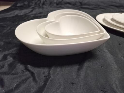 Buy & Sell Isleworth Hounslow - Photos for heart shaped plates