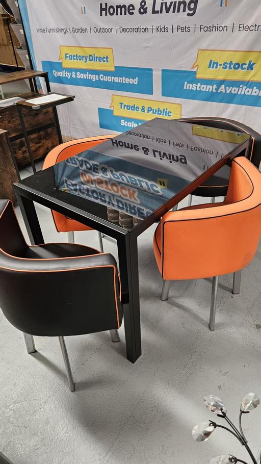 Buy & Sell Crayford Bexley - Photos for Glass 6 Seater Dining Table(Table Only)