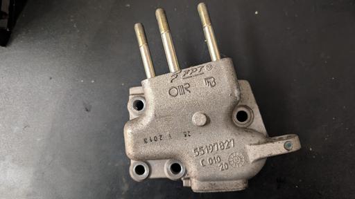 Vehicles Millbank Central London - Photos for Fiat 500 1.2 OSF engine bracket