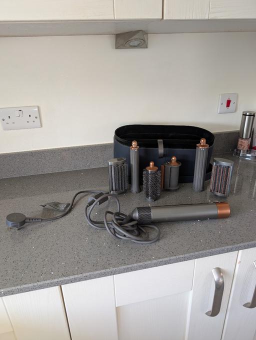 Buy & Sell Brierley Hill Dudley - Photos for DYSON HAIR WRAP