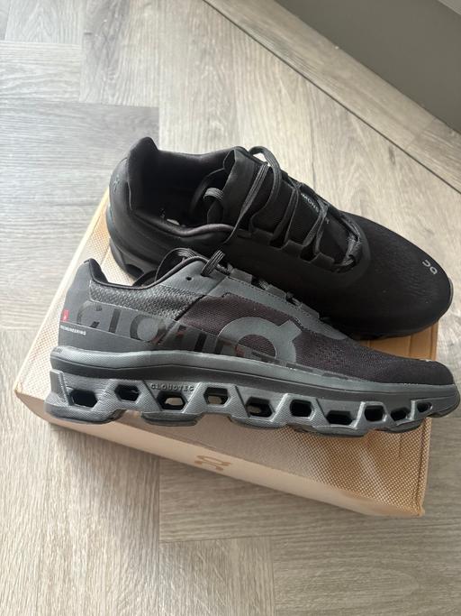 Buy & Sell Liverpool Sefton - Photos for Trainers