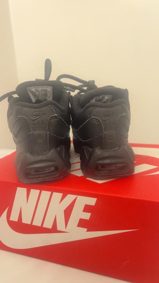 Buy & Sell - Photos for Nike Air Max 95 recrafted toddler trainers