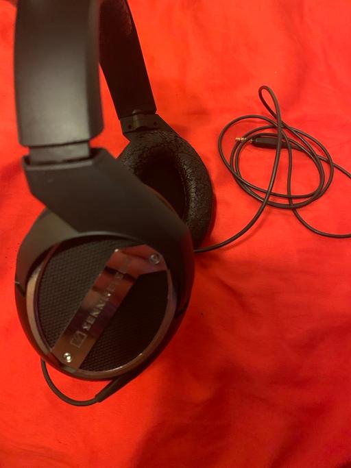 Buy & Sell Chartridge Buckinghamshire - Photos for Sennheiser headphones incl.postage 