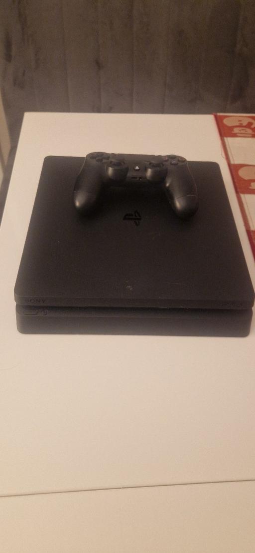 Buy & Sell Klondyke Northumberland - Photos for PS4 Slim with controller