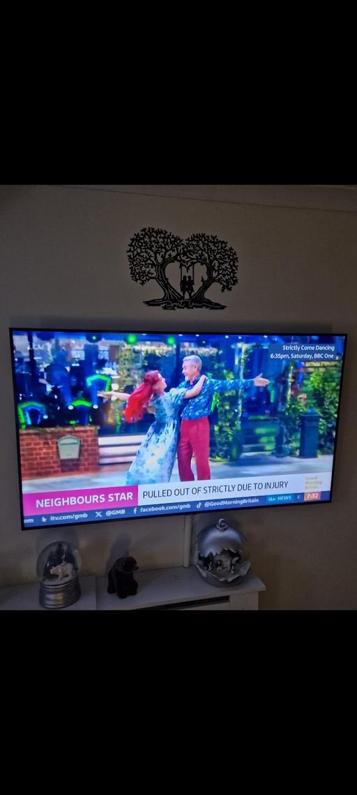 Buy & Sell High Green Sheffield - Photos for SAMSUNG SMART 55 INCH TV