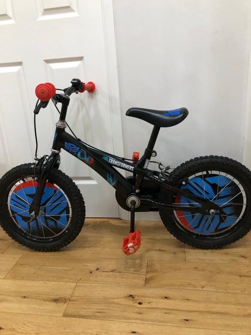 Buy & Sell Elloughton East Riding of Yorkshire - Photos for Child’s 16 inch two wheeler bike with brakes