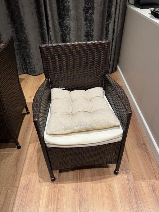 Buy & Sell Wingerworth Chesterfield - Photos for Rattan glass topped table and 6 chairs