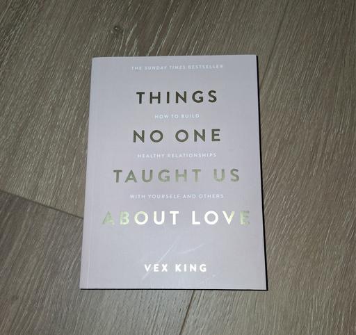 Buy & Sell Bradley Wolverhampton - Photos for things no one taught us about love book