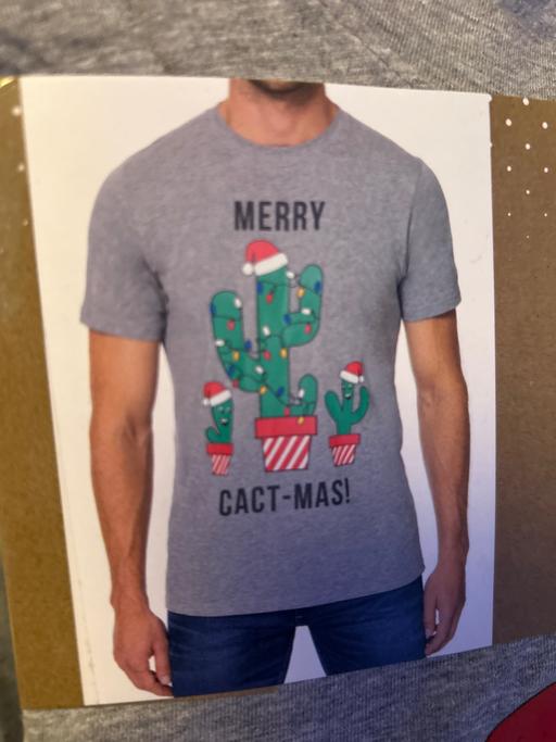 Buy & Sell Broadgreen Knowsley - Photos for Men’s Xmas T-shirt. Medium, large or XL. New