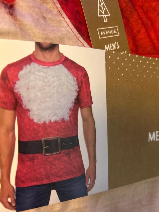 Buy & Sell Dovecot Knowsley - Photos for Men’s Xmas T-shirt. Medium, large, XL, XXL.