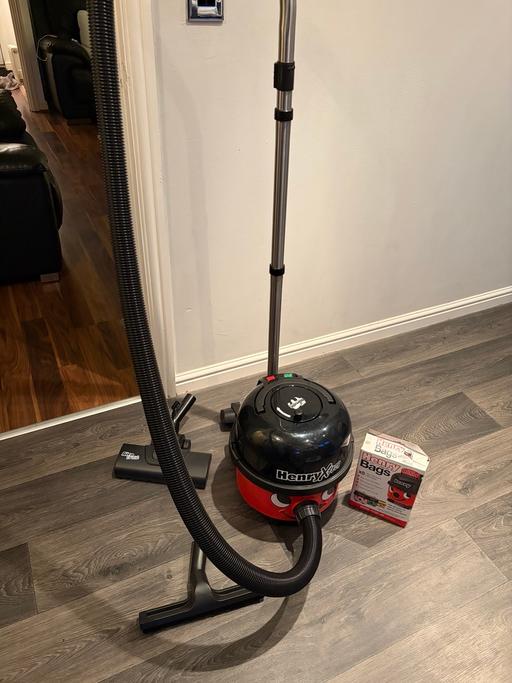 Buy & Sell Civic Centre Manchester - Photos for Henry Hoover Extra