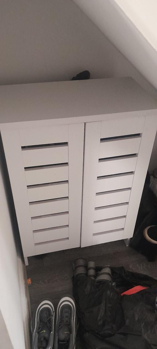 Buy & Sell Brockmoor Dudley - Photos for white shoe coubard