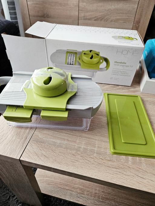 Buy & Sell Newton Doncaster - Photos for New..mandolin with storage lid & instructions