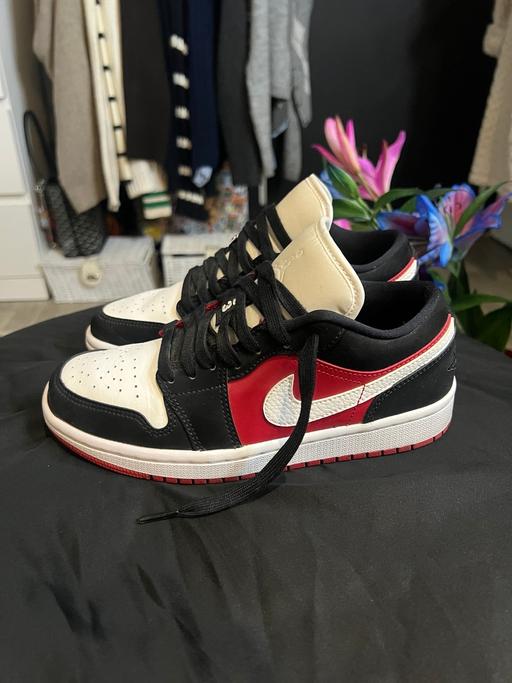 Buy & Sell Whitton Richmond upon Thames - Photos for Air Jordan 1 Low Gym Red/ White/Black UK 3.5