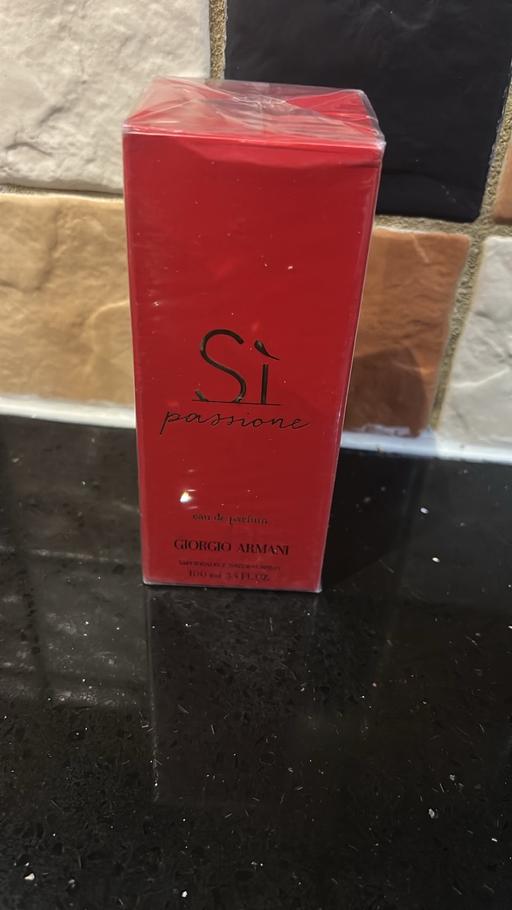 Buy & Sell Fenham Newcastle upon Tyne - Photos for Si perfume