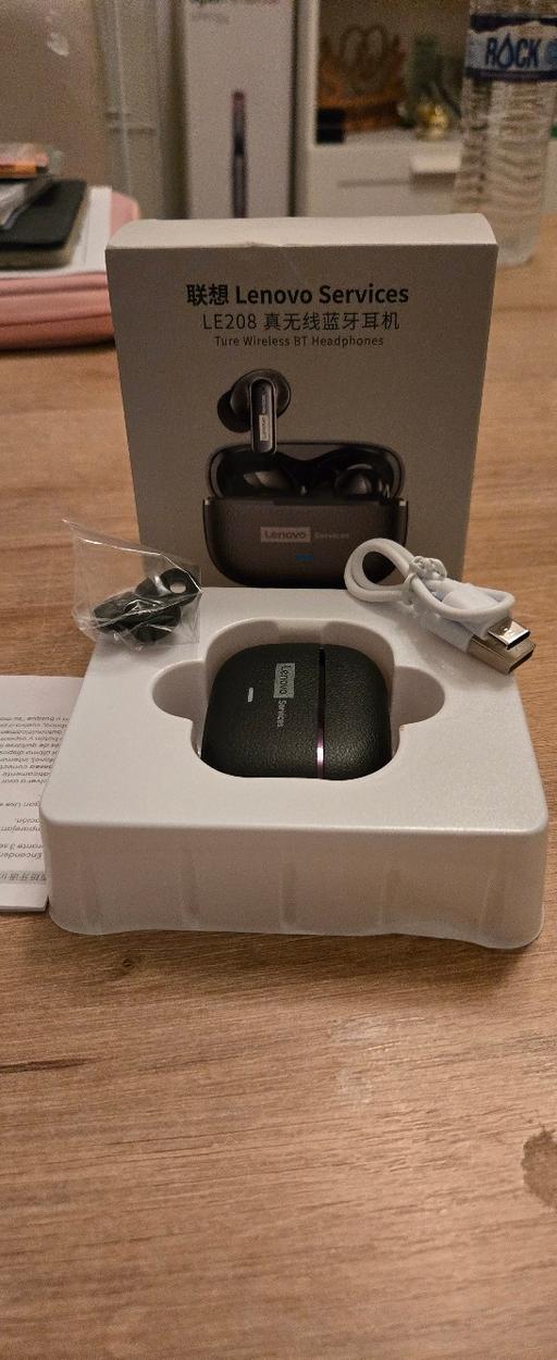 Buy & Sell Tower Hamlets East London - Photos for Lenova Wireless headphones