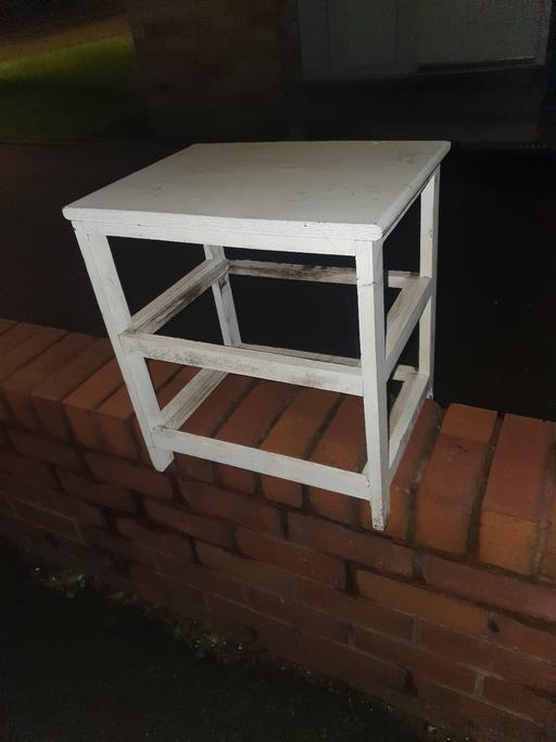 Buy & Sell Pensnett Dudley - Photos for White Wooden Side Table, 18H x 16W x 13D inch
