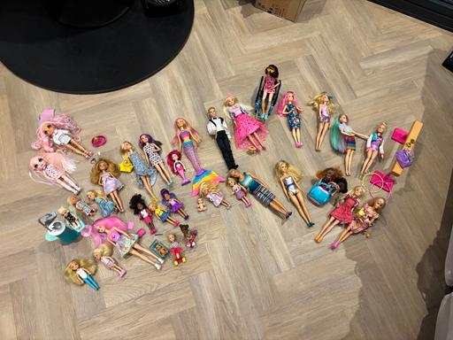 Buy & Sell Helmshore Rossendale - Photos for Selection of Barbie, Chelsea and other dolls