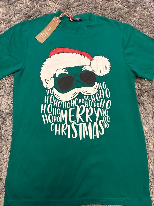 Buy & Sell Broadgreen Knowsley - Photos for Xmas men’s T-shirt. Small. New