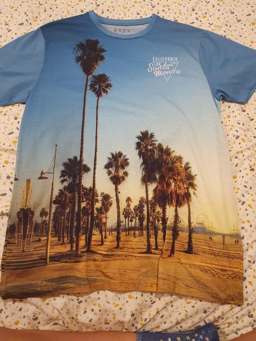 Buy & Sell Weoley Castle Birmingham - Photos for size Small mens t-shirt