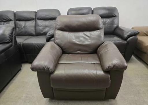 Buy & Sell Newhall Street Birmingham - Photos for scs brown leather manual recliner chair