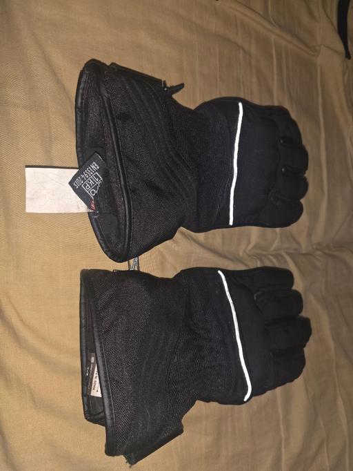 Buy & Sell Wednesbury Sandwell - Photos for motorbike gloves, medium