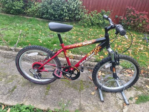 Buy & Sell Stockley Park Hillingdon - Photos for KIDS RALEIGH BIKE BICYCLE