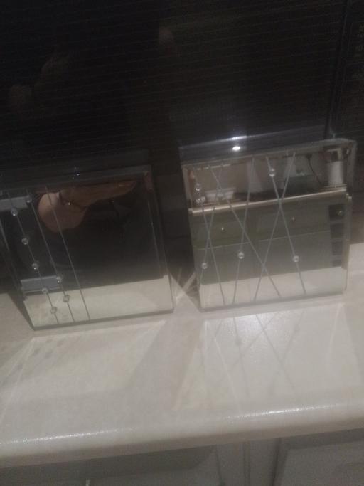 Buy & Sell Streetly Walsall - Photos for TWO GLASS PLAQUES FOR THE WALL