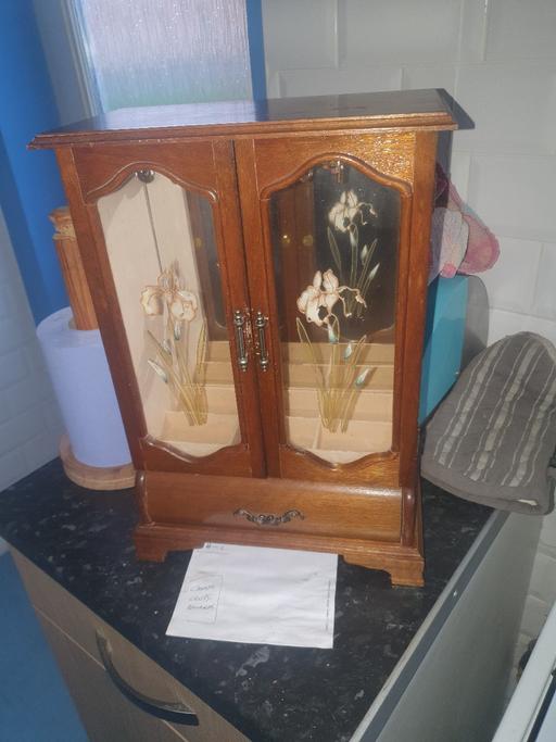 Buy & Sell Pensnett Dudley - Photos for Lovely , Vintage Jewellery Box , 16 x 11 x 6