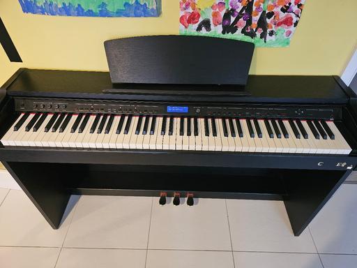 Buy & Sell Streatham Common South West London - Photos for Free Digital Piano, and other 3 things