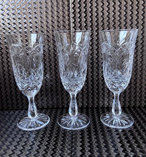 Buy & Sell Notting Hill West London - Photos for 3 Vintage Thomas Webb Champagne Flutes