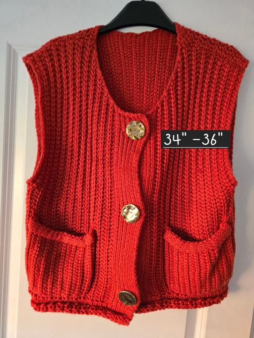 Buy & Sell Rowley Regis Sandwell - Photos for Ladies red knitted- medium - waistcoat