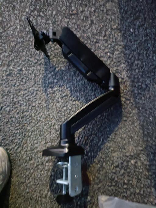 Buy & Sell Marks Gate East London - Photos for gaming monitor desk arms