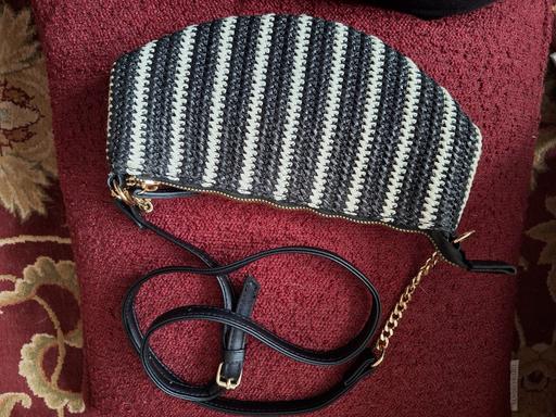 Buy & Sell Ettingshall Park Wolverhampton - Photos for Handbag 👜