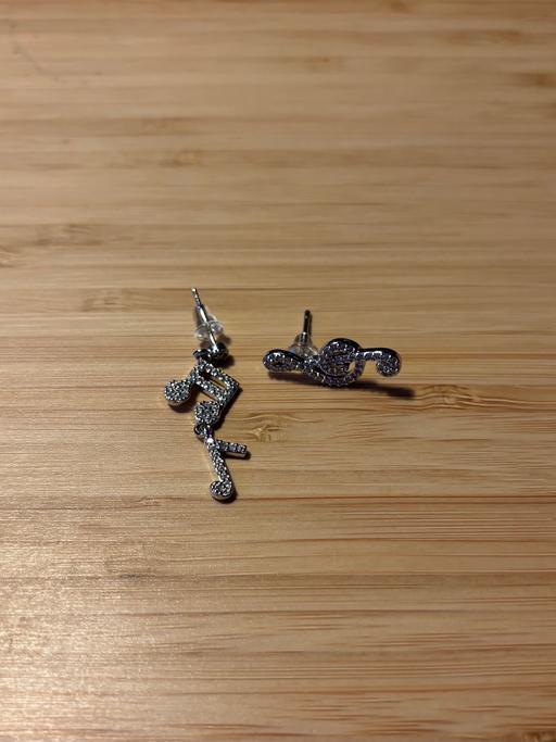 Buy & Sell Kensington South West London - Photos for Music earrings